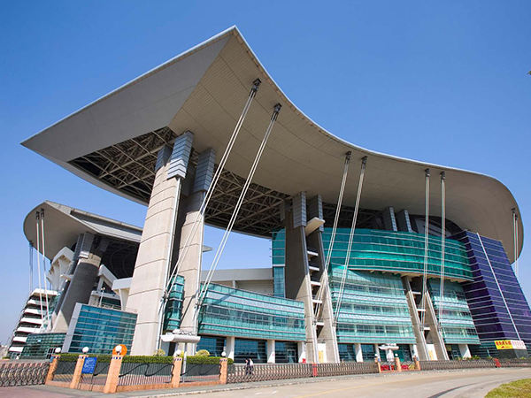 廣州奧林匹克中心鋁單板安裝工程
