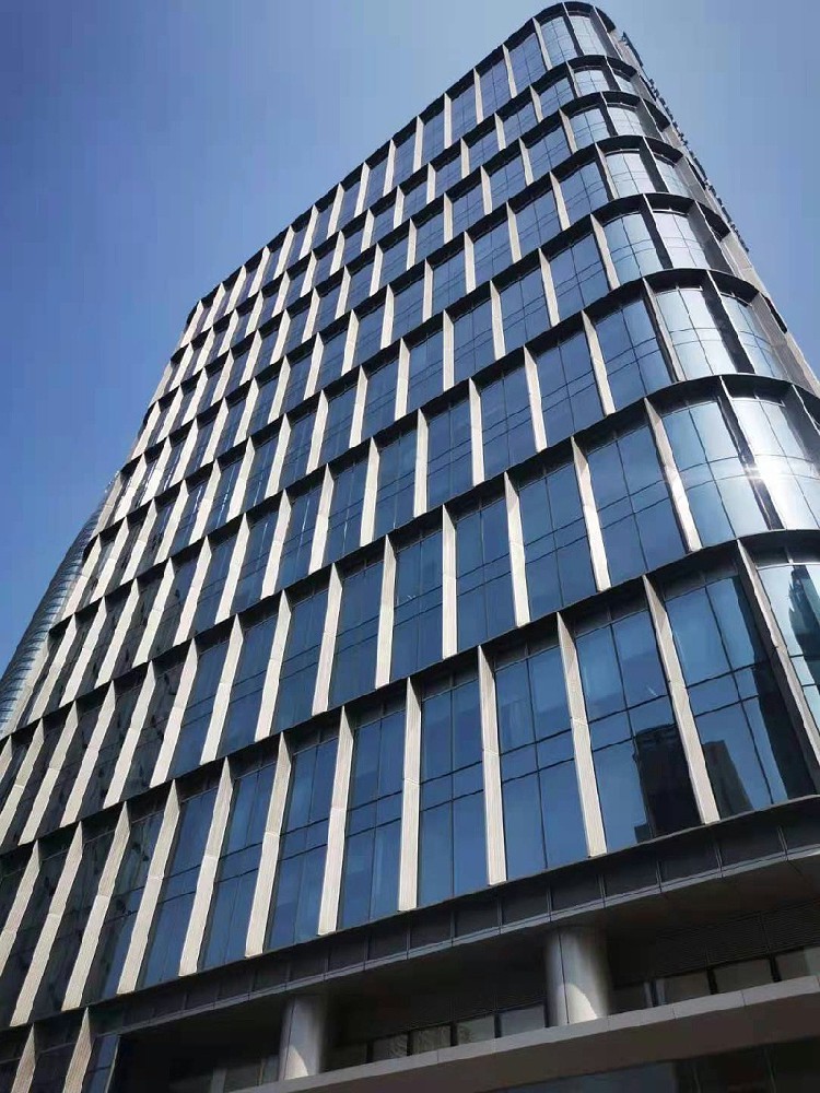 炸搭配 玻璃幕墙和铝单板搭