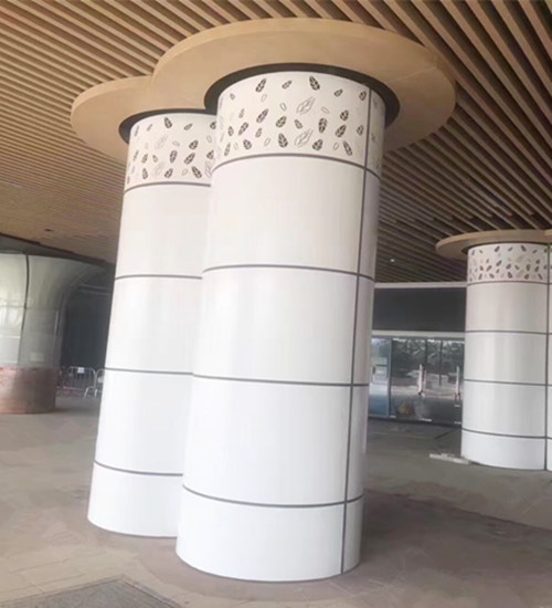 包柱铝单板13 b5c7f4dad0d24bb3b967232df55c9ea3_2.jpg