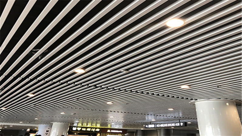 U型铝方通吊顶1 d77c5d51531e4ea489a981019e209411_10.jpg