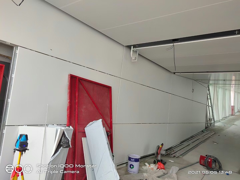 白色铝单板 dcde0e6fc6f44d648a849395bfa8ea14_4.jpg