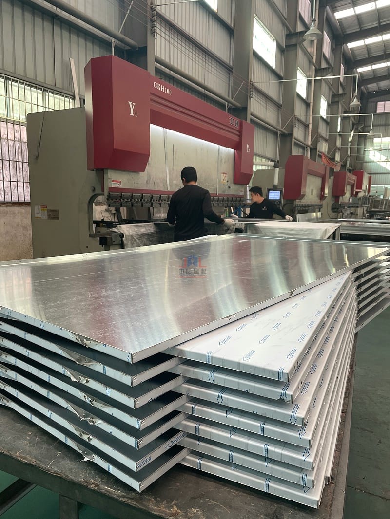 氧化铝单板 a3291b4647c54dcea4015f0726964e29_7.jpg