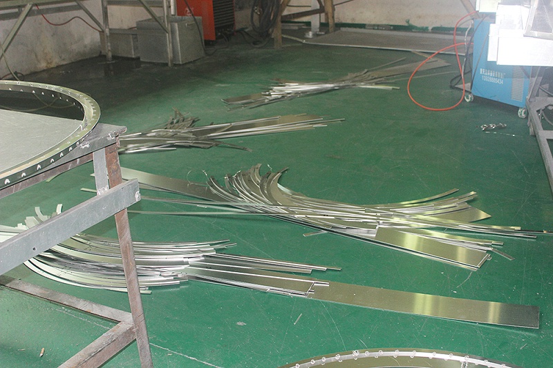 弧形铝单板 ca54748e54fb4ce9809108afc145e6d4_6.jpg