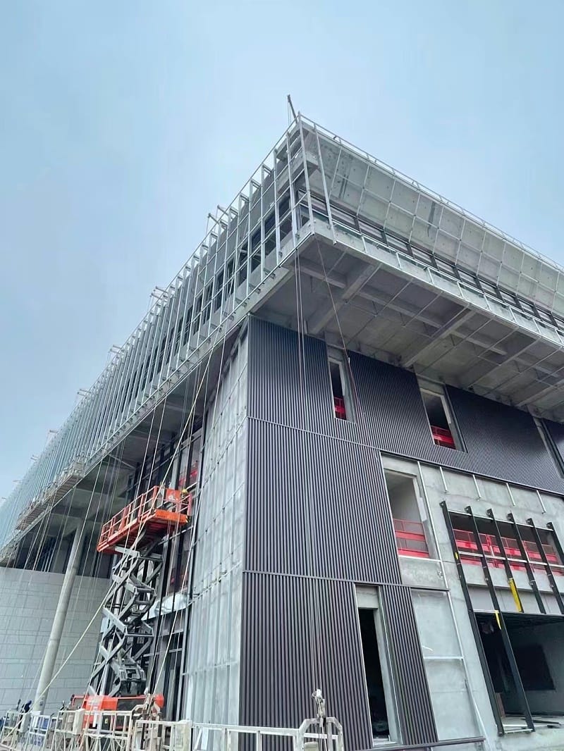 铝单板包工包料 95ab76222cb14619b790ae575615a398_4.jpg