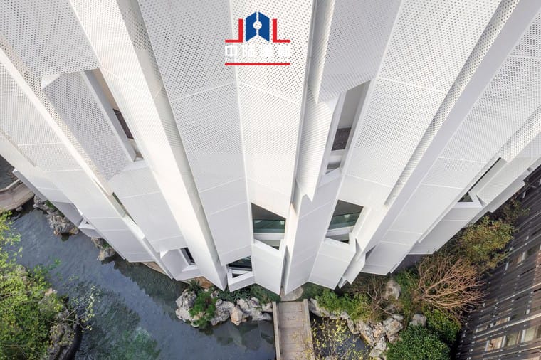 穿孔铝单板外墙装饰